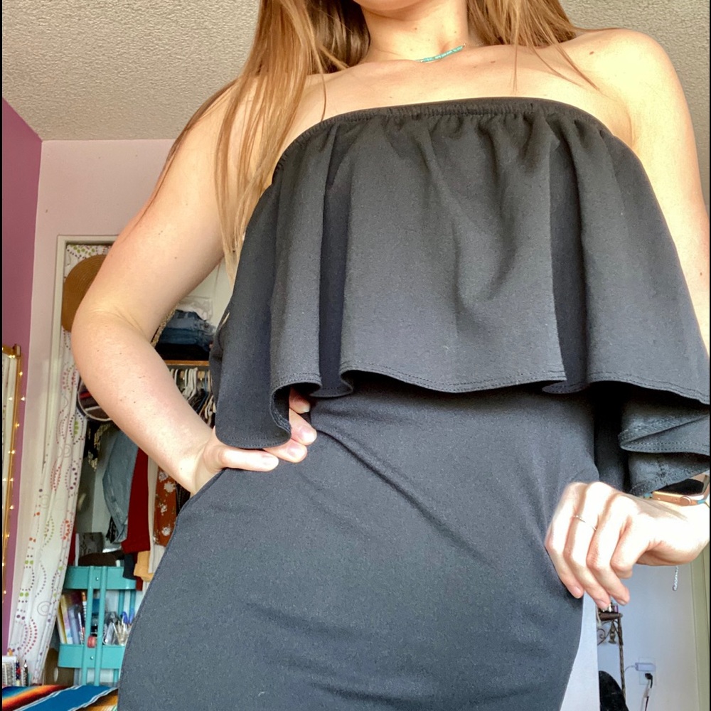 🖤BLACK BODYCON DRESS🖤 - Picture 4 of 4